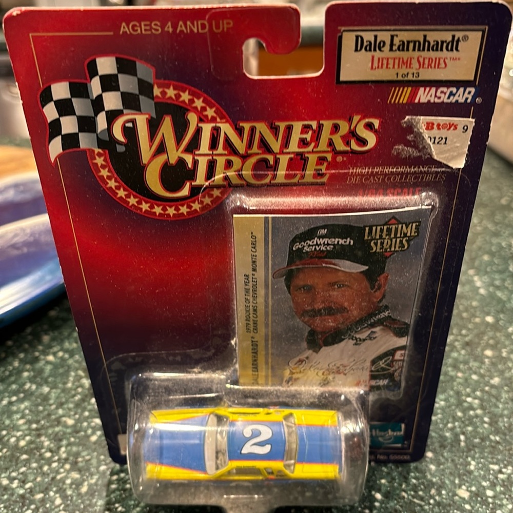 Hasbro Winner’s Circle Dale Earnhardt Lifetime Series 1/64 scale race car